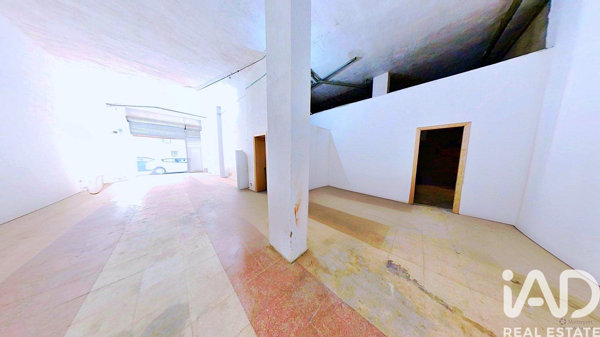 Propiedad comercial en Alicante, España 2 dormitorios, 181 m2 No. 185435