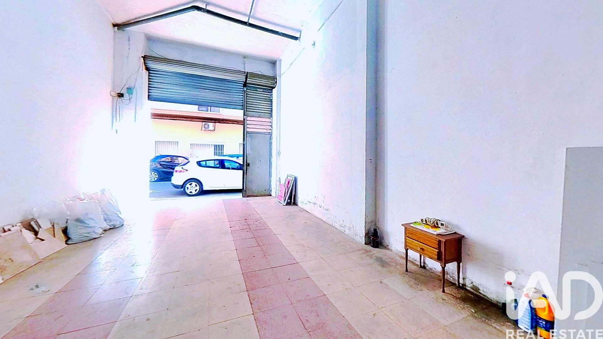Propiedad comercial en Alicante, España 2 dormitorios, 181 m2 No. 185435