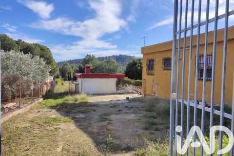 House for sale in Algimia d'Alfara, Valencia, Spain 4 bedrooms, 182 sq.m. No. 185441 - photo 2