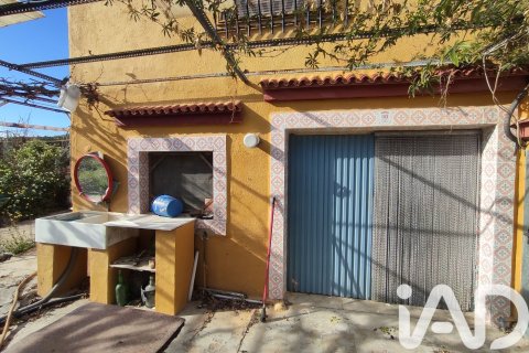 House for sale in Algimia d'Alfara, Valencia, Spain 4 bedrooms, 182 sq.m. No. 185441 - photo 6