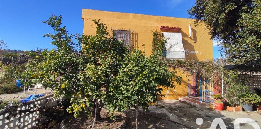 House in Algimia d'Alfara, Valencia, Spain 4 bedrooms, 182 sq.m. No. 185441
