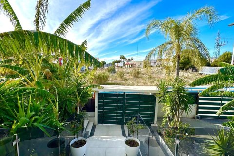 Apartament w Finestrat, Alicante, Hiszpania 2 sypialnie, 103 mkw. nr 146399 – zdjęcie 4