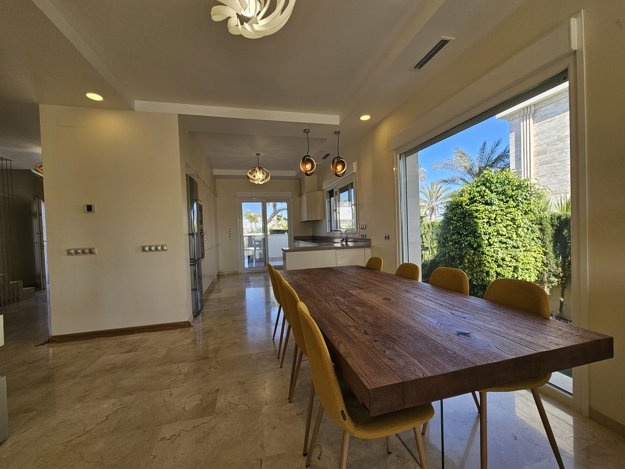 Villa in La Zenia, Alicante, Spain 5 bedrooms, 306 sq.m. No. 146396