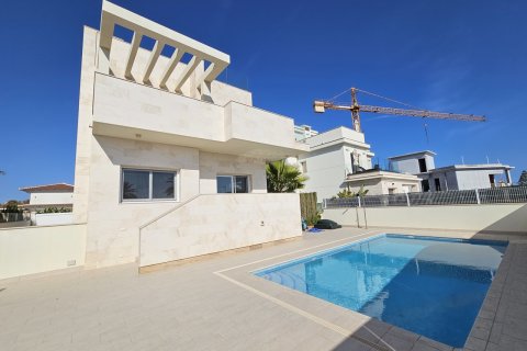 Villa en La Zenia, Alicante, España 5 dormitorios, 306 m2 No. 146396