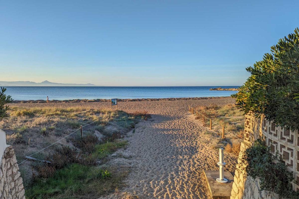 Villa a Denia, Alicante, Spagna 3 camere da letto, 165 mq. N° 80688