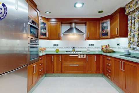 Apartment for sale Valencia, Spain 3 bedrooms, 165 sq.m. No. 133340 - photo 8