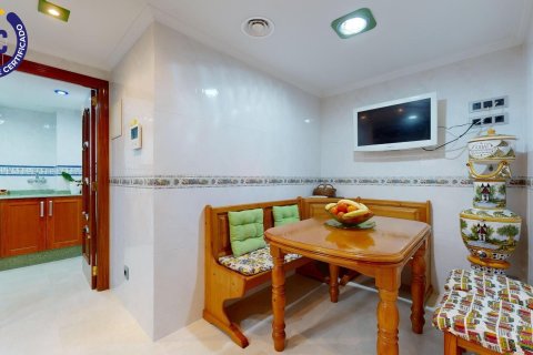 Apartment for sale Valencia, Spain 3 bedrooms, 165 sq.m. No. 133340 - photo 13