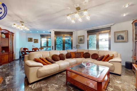 Apartment for sale Valencia, Spain 3 bedrooms, 165 sq.m. No. 133340 - photo 2