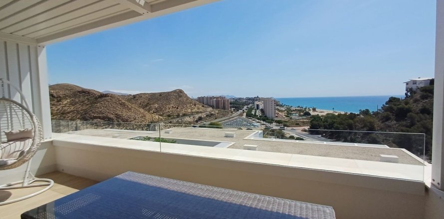 Duplex Villajoyosa, Alicante, Spain 3 bedrooms, 199 sq.m. No. 133337