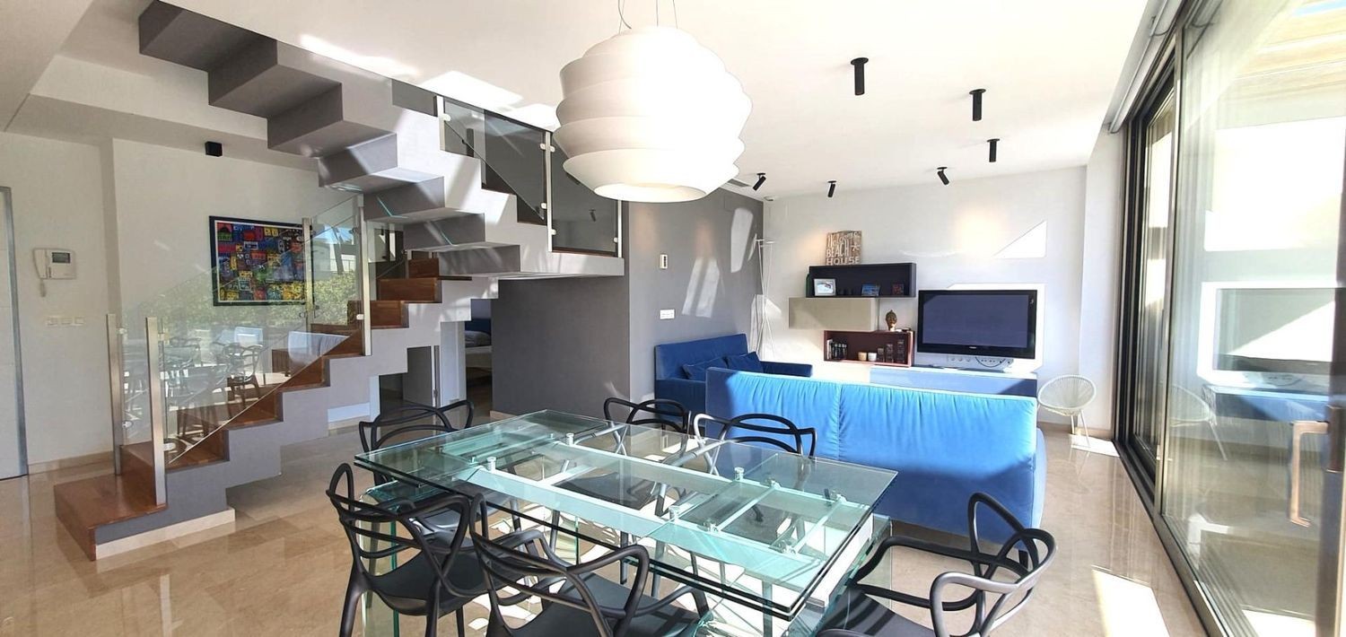 Villa i Villajoyosa, Alicante, Spanien 3 sovrum, 181 kvm. Nr. 133338
