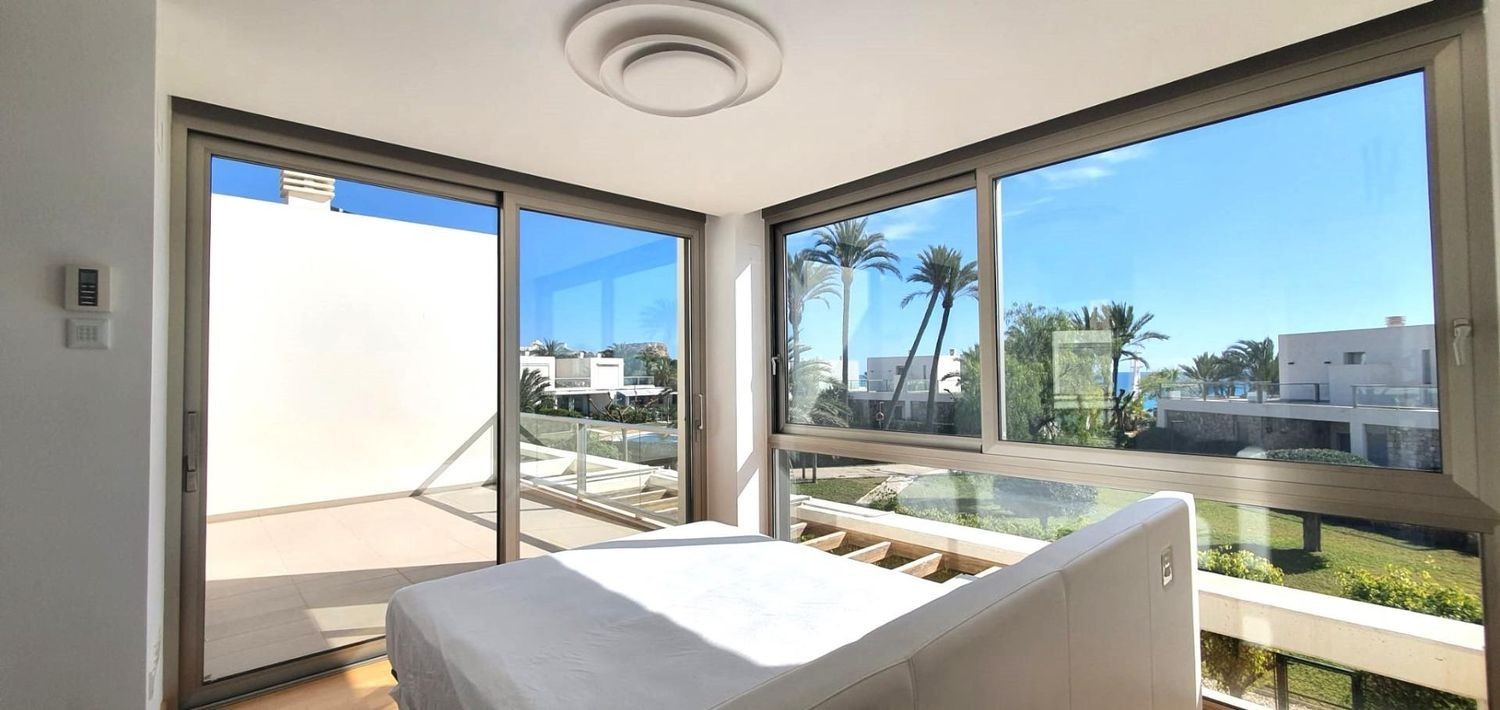 Villa i Villajoyosa, Alicante, Spanien 3 sovrum, 181 kvm. Nr. 133338