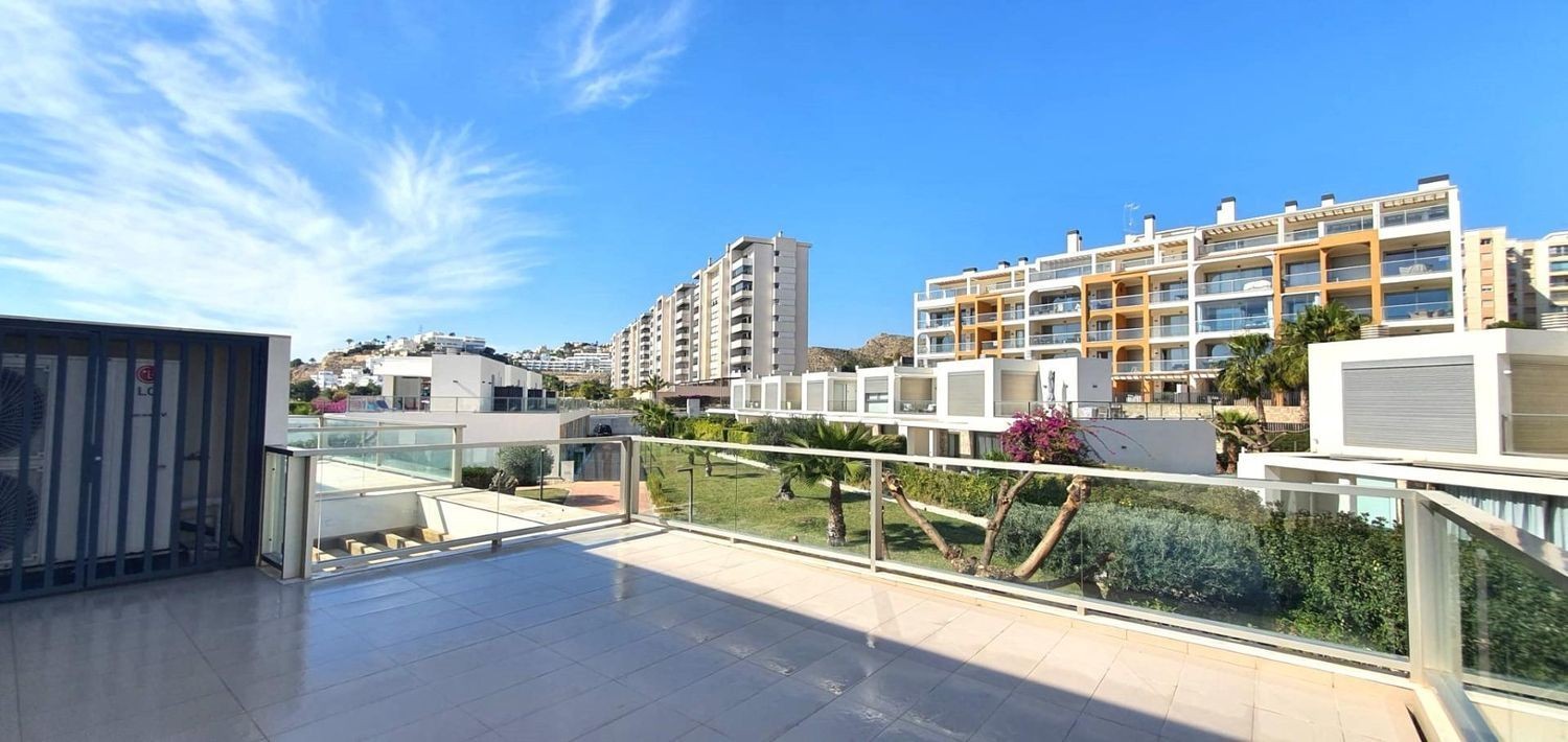 Villa i Villajoyosa, Alicante, Spanien 3 sovrum, 181 kvm. Nr. 133338