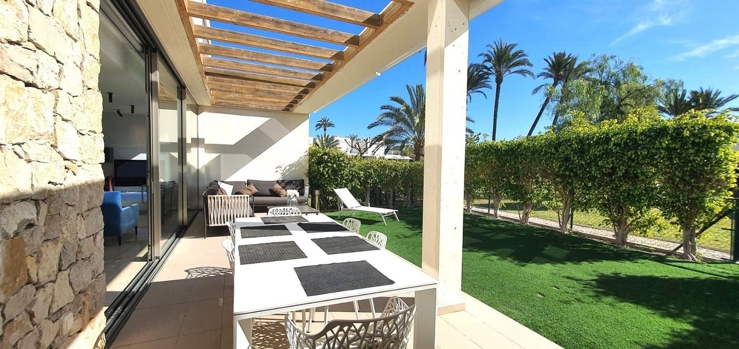 Villa i Villajoyosa, Alicante, Spanien 3 sovrum, 181 kvm. Nr. 133338