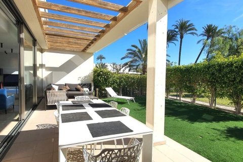 Villa in vendita Villajoyosa, Alicante, Spagna 3 camere da letto, 181 mq. N° 133338 - foto 12