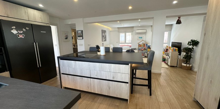 Wohnung Valencia, Spanien 4 Schlafzimmer, 127 m2 Nr. 133334