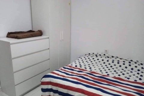 Apartment for sale Valencia, Spain 4 bedrooms, 86 sq.m. No. 133335 - photo 4