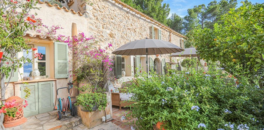 Villa en Mallorca, España 3 dormitorios, 217 m2 No. 148069