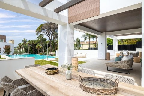 Villa à vendre à Marbella, Malaga, Espagne, 4 chambres, 753 m2 No. 158373 - photo 3