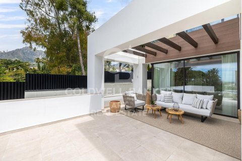 Villa à vendre à Marbella, Malaga, Espagne, 4 chambres, 753 m2 No. 158373 - photo 15