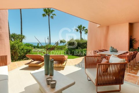 Продажа квартиры в Эстепона, Малага, Испания 3 спальни, 130м2 №158372 - фото 2