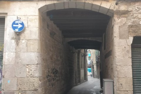 Commercial property for sale in Barcelona, Spain 2 bedrooms, 549 sq.m. No. 166953 - photo 13