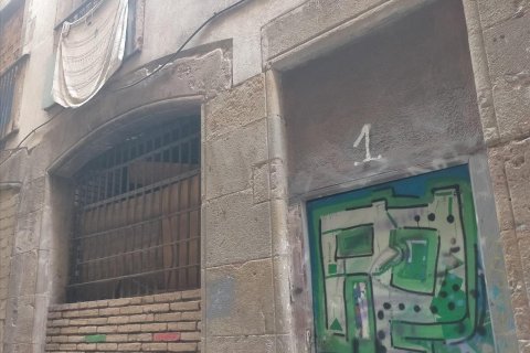 Commercial property for sale in Barcelona, Spain 2 bedrooms, 549 sq.m. No. 166953 - photo 6