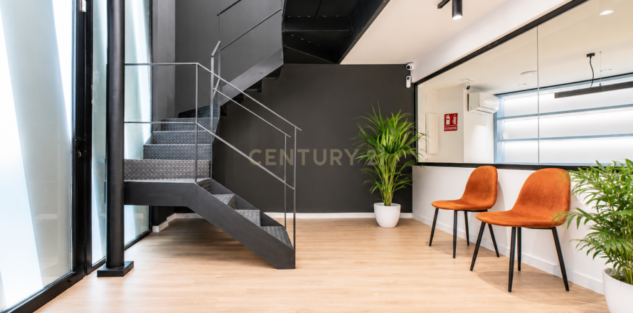 Lokal usługowy w Barcelona, Hiszpania 130 mkw. nr 166951