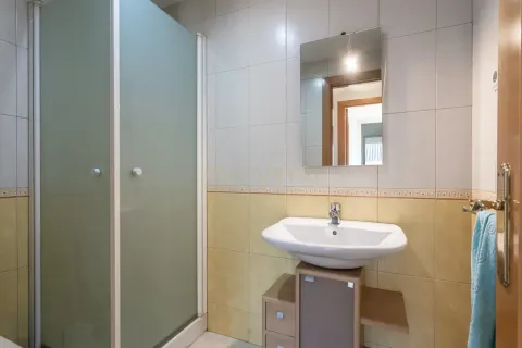 Huoneisto myytävänä Sant Celoni, Barcelona, Espanja, 3 makuuhuonetta, 125 m2 No. 166952 - kuva 22