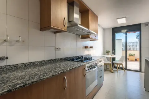 Huoneisto myytävänä Sant Celoni, Barcelona, Espanja, 3 makuuhuonetta, 125 m2 No. 166952 - kuva 9