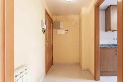 Huoneisto myytävänä Sant Celoni, Barcelona, Espanja, 3 makuuhuonetta, 125 m2 No. 166952 - kuva 7