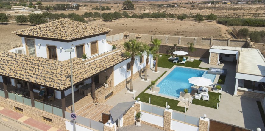 Villa Avileses, Murcia, España 4 dormitorios, 190 m2 No. 133860