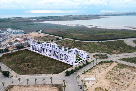 Huoneisto myytävänä Guardamar del Segura, Alicante, Espanja, 2 makuuhuonetta, 80 m2 No. 136597 - kuva 24