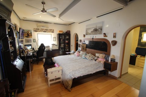 Villa for sale in Calpe, Alicante, Spain 4 bedrooms, 456 sq.m. No. 138639 - photo 16