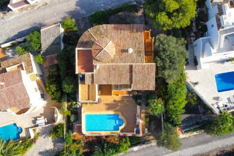 Villa till salu i Javea, Alicante, Spanien 3 sovrum, 266 kvm. Nr. 149027 - foto 4