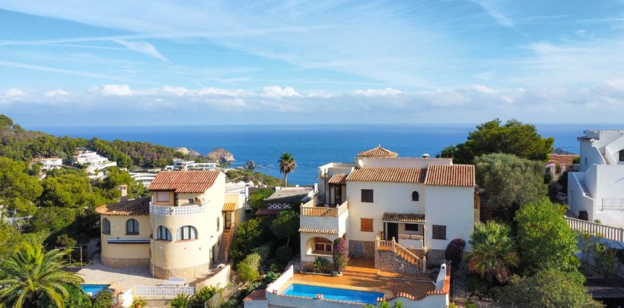 Villa i Javea, Alicante, Spanien 3 sovrum, 266 kvm. Nr. 149027