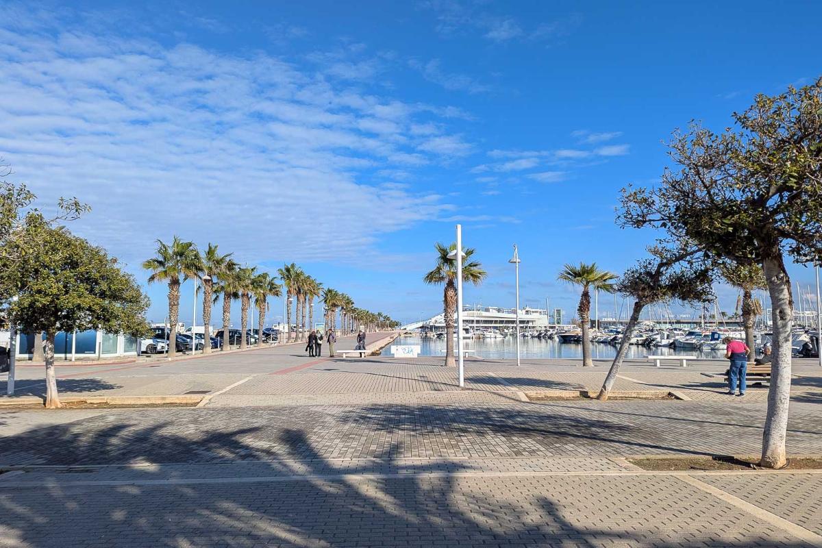 Radhus i Denia, Alicante, Spanien 3 sovrum, 82 kvm. Nr. 149030