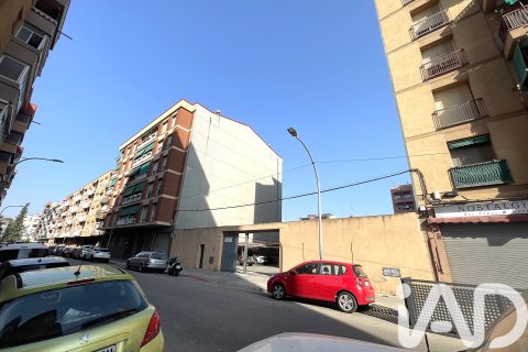 Tontti myytävänä Sabadell, Barcelona, Espanja , 1064 m2 No. 152226 - kuva 3