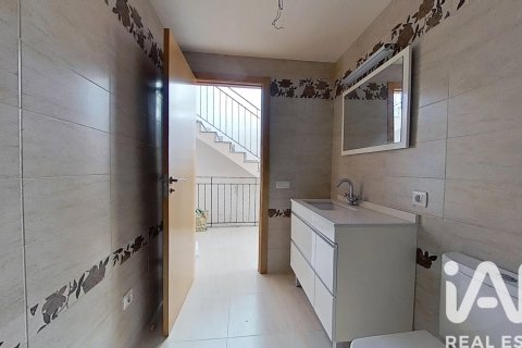 Talo myytävänä Cabanes, Castellon, Espanja, 4 makuuhuonetta, 251 m2 No. 152225 - kuva 14