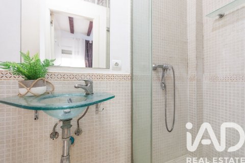 Apartment for sale in Barcelona, Spain 1 bedroom, 32 sq.m. No. 152224 - photo 28