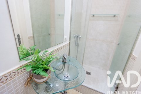 Huoneisto myytävänä Barcelona, Espanja, 1 makuuhuone, 32 m2 No. 152224 - kuva 12