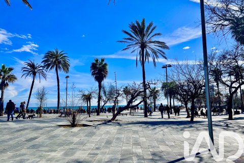 Apartment for sale in Barcelona, Spain 1 bedroom, 32 sq.m. No. 152224 - photo 30