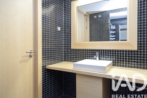 Paritalo myytävänä Barcelona, Espanja, 5 makuuhuonetta, 308 m2 No. 152228 - kuva 18