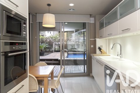 Duplex à vendre à Barcelona, Espagne, 5 chambres, 308 m2 No. 152228 - photo 22