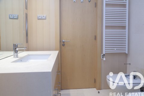 Paritalo myytävänä Barcelona, Espanja, 5 makuuhuonetta, 308 m2 No. 152228 - kuva 11