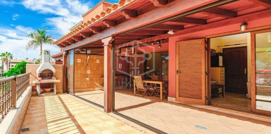 Townhouse Adeje, Tenerife, Espagne 3 chambres, 272 m2 No. 111047
