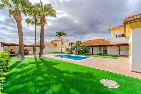 Villa for sale San Miguel de Abona, Tenerife, Spain 4 bedrooms, 306 sq.m. No. 111049 - photo 1