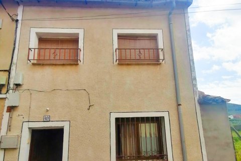 Villa in Spagna 5 camere da letto, 213 mq. N° 185896