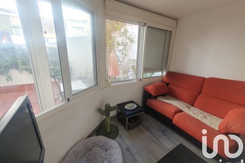 Huoneisto myytävänä Alicante, Espanja, 2 makuuhuonetta, 56 m2 No. 185892 - kuva 12