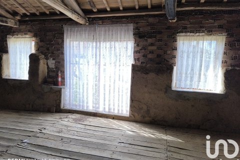 House for sale in Castilfale, Leon, Spain 3 bedrooms, 364 sq.m. No. 185897 - photo 21