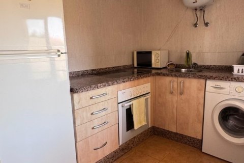 House for sale in Castilfale, Leon, Spain 3 bedrooms, 364 sq.m. No. 185897 - photo 12